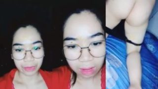 VCS Sama Mbak Mutia Pamerin Lekuk Tubuhnya