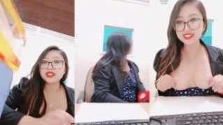 Show Uting Live dari Kantor Nih Mbaknya Gokil