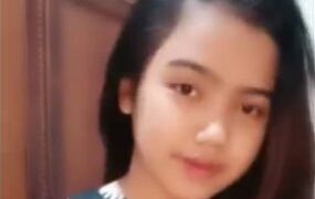 Vivitan ABG Cakep Pamerin Toketnya